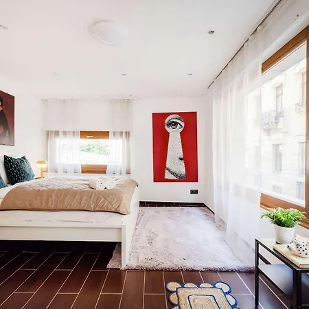 Creative Oasis By Gozsdu Bold & Stylish Retreat * בודפשט