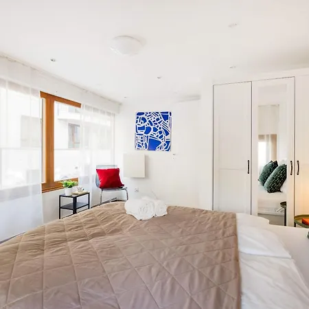 Creative Oasis By Gozsdu Bold & Stylish Retreat *